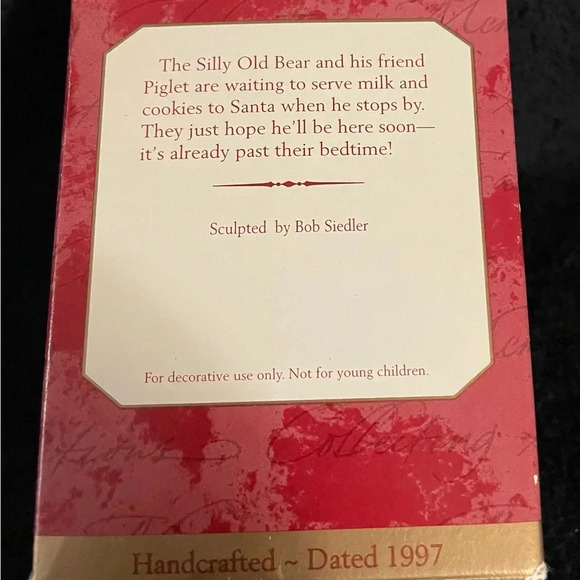 Vintage Hallmark 1997 Winnie the Pooh Piglet Waitin on Santa Christmas Ornament - Picture 3 of 8